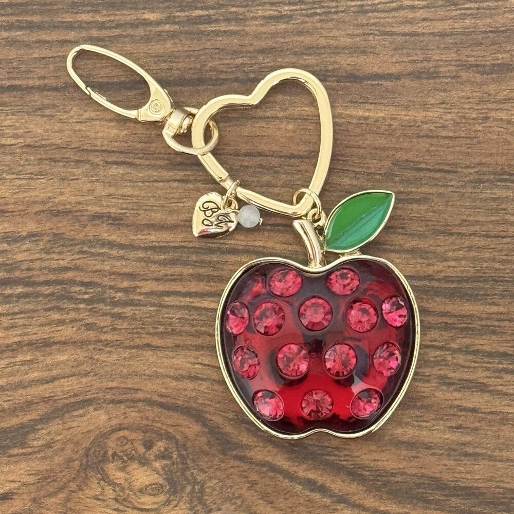 NEW Betsey Johnson Apple‎ Bag Charm Clip Jewelry Keychain Gift Handbag Teacher - Picture 2 of 4